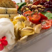 BOÎTE À LUNCH GOURMANDE – VIP – SALADE ANTIPASTO À L’ITALIENNE