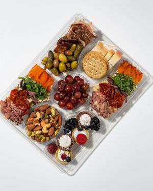 BOÎTE À LUNCH GOURMANDE – VIP – Salade de Bœuf Fumé à l’italienne